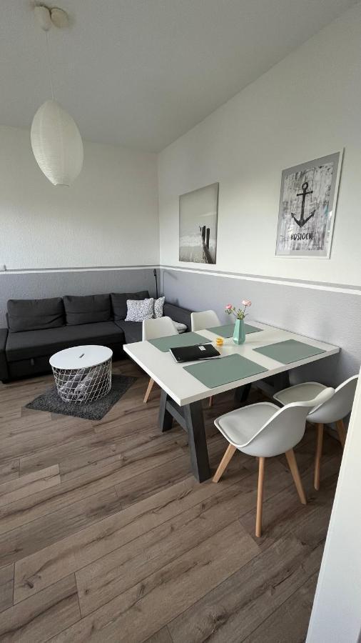 Ferienwohnung Mit Warnowblick Ρόστοκ Εξωτερικό φωτογραφία