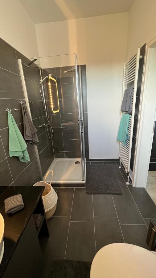 Ferienwohnung Mit Warnowblick Ρόστοκ Εξωτερικό φωτογραφία