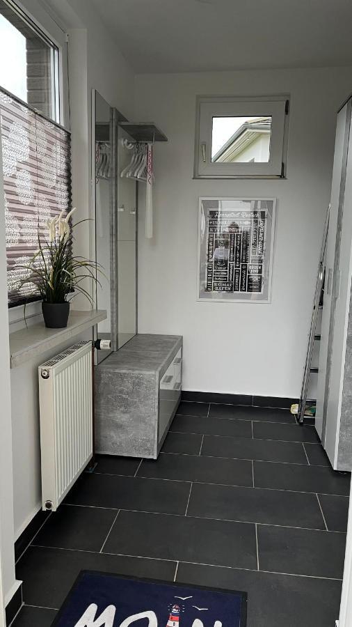 Ferienwohnung Mit Warnowblick Ρόστοκ Εξωτερικό φωτογραφία